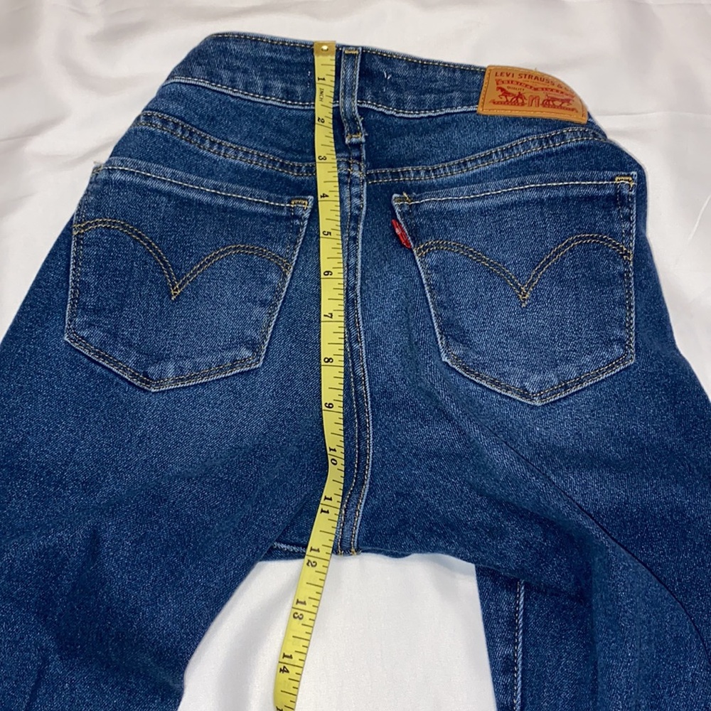 711 Levi’s skinny jeans. Size 23. - Picture 13 of 13